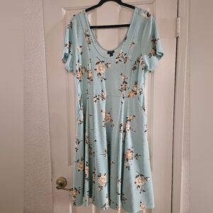 Torrid Mint Green Floral Textured Dress